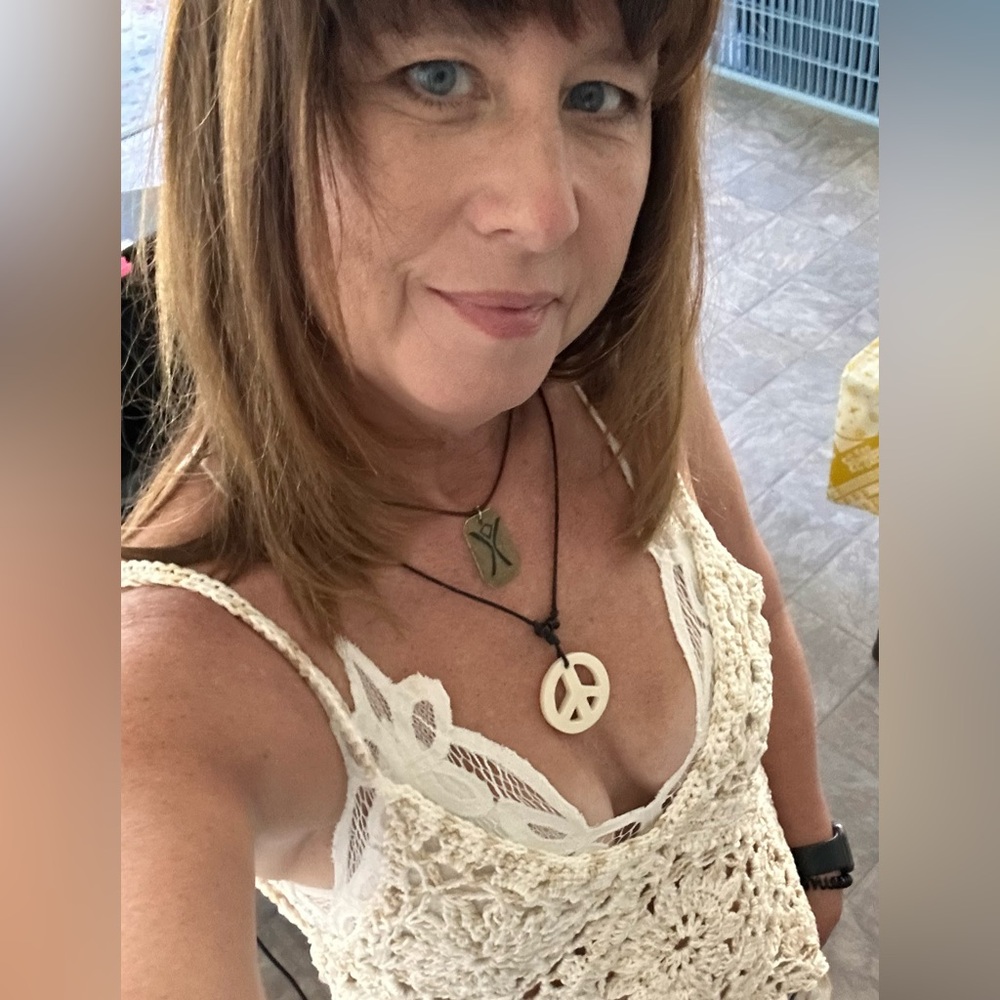 Meet your Posher, Beth